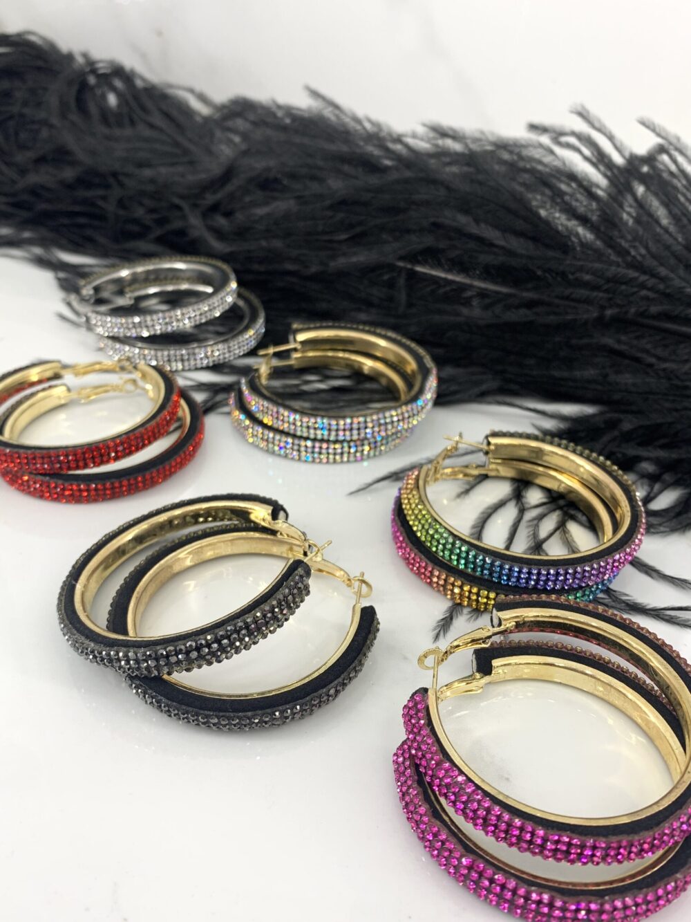 Alke sa cirkonima u više boja