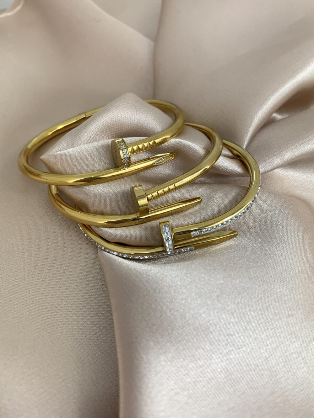 Narukvica ekser nerđajući čelik gold