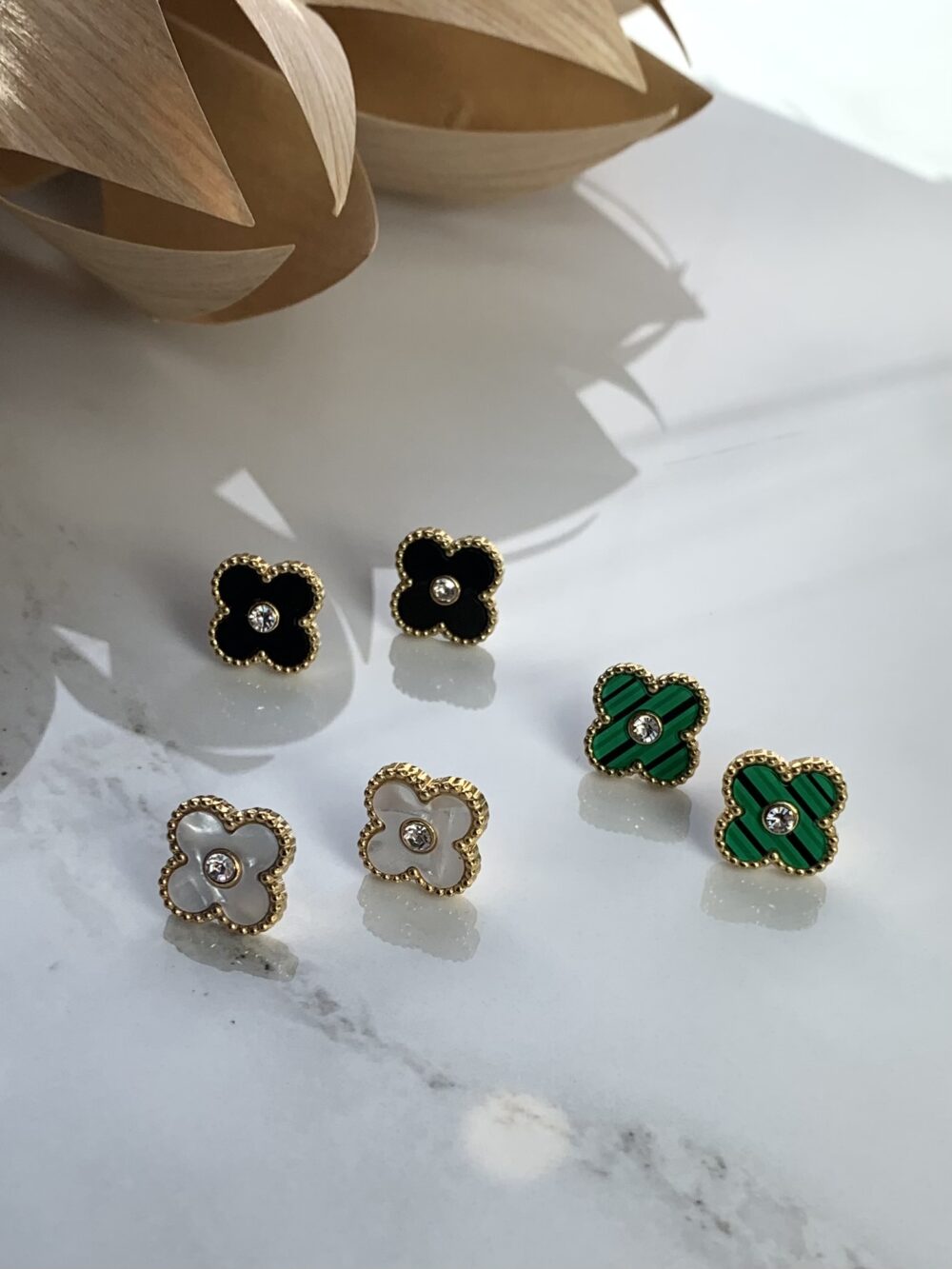 Mindjuse sa cirkonom u obliku deteline model 1