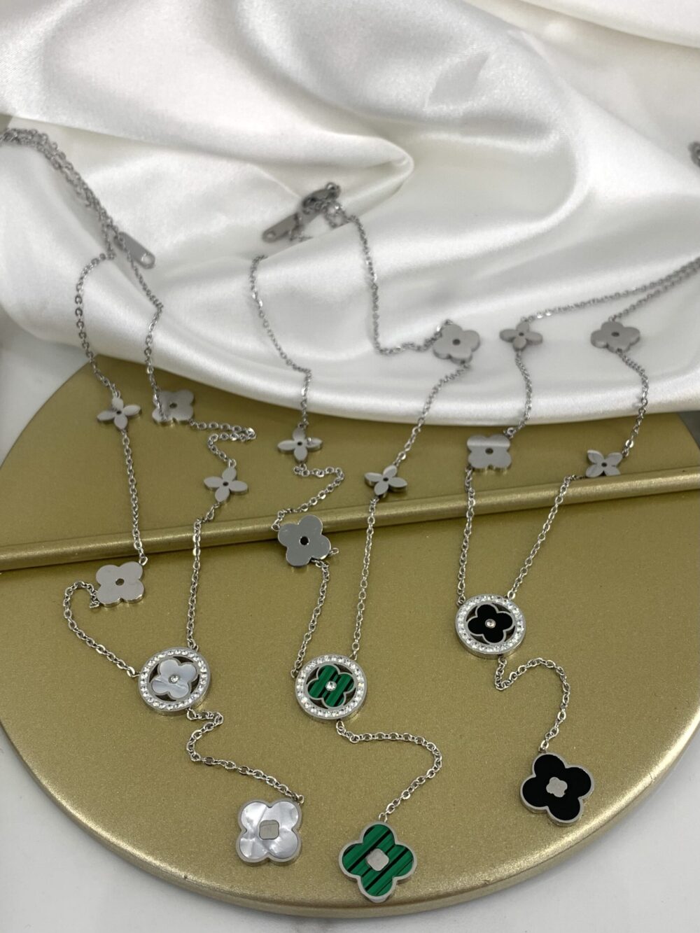 Ogrlica nerđajući čelik silver cvet