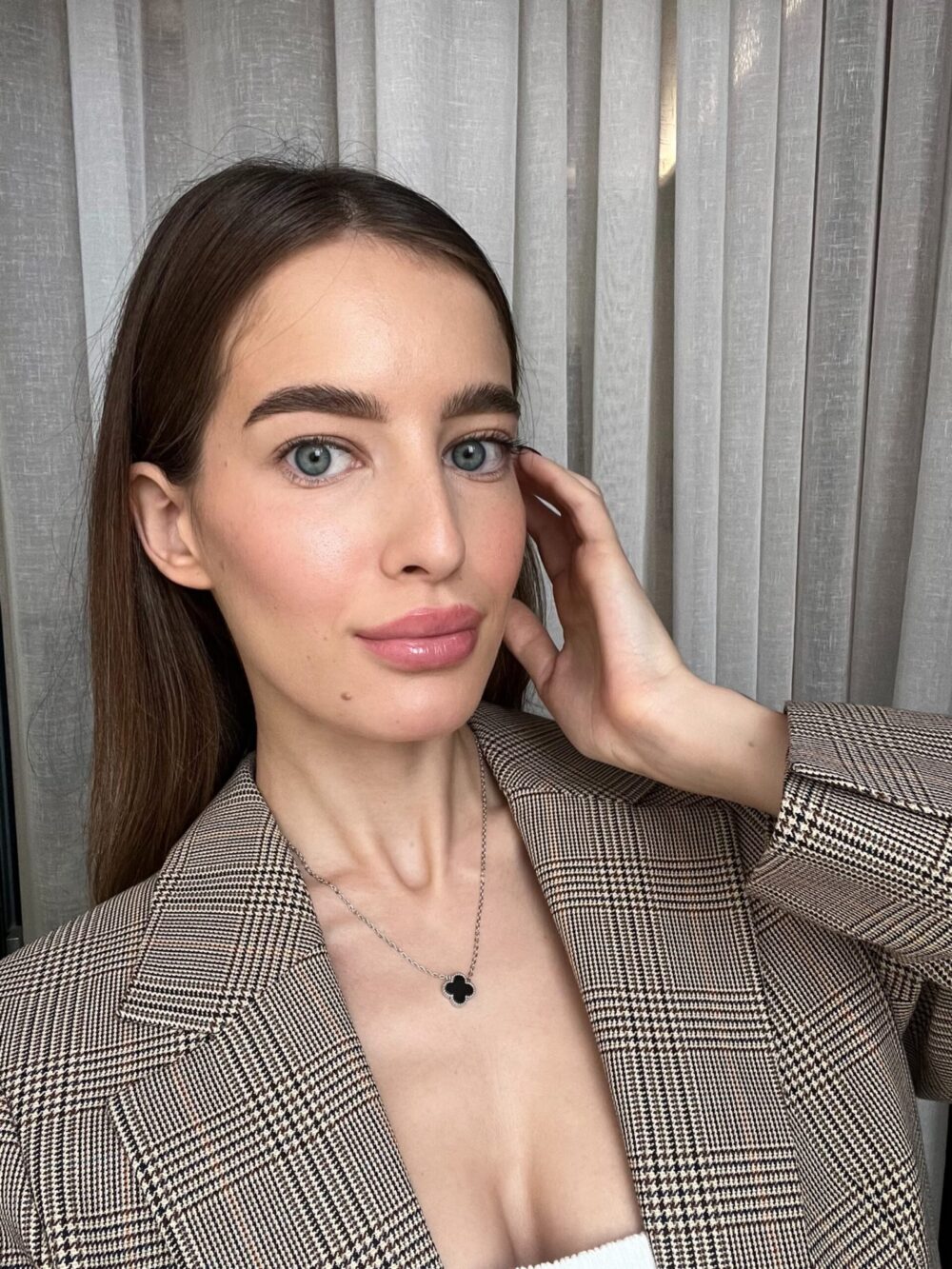 Ogrlica sa detelinom – silver