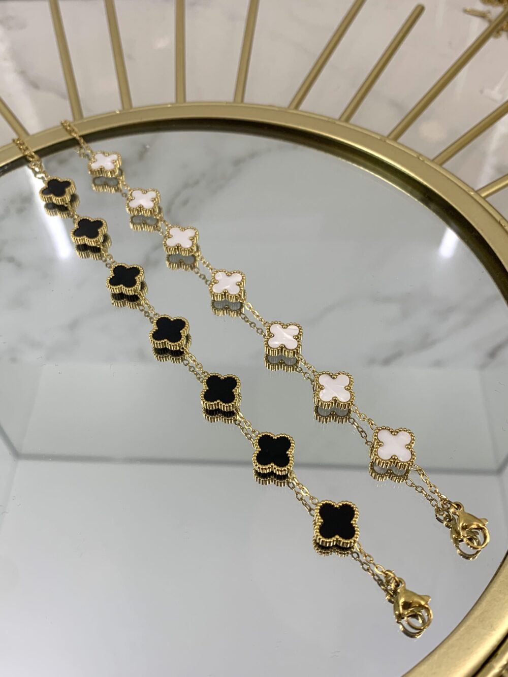 Narukvica od nerdjajuceg celika – mala detelina