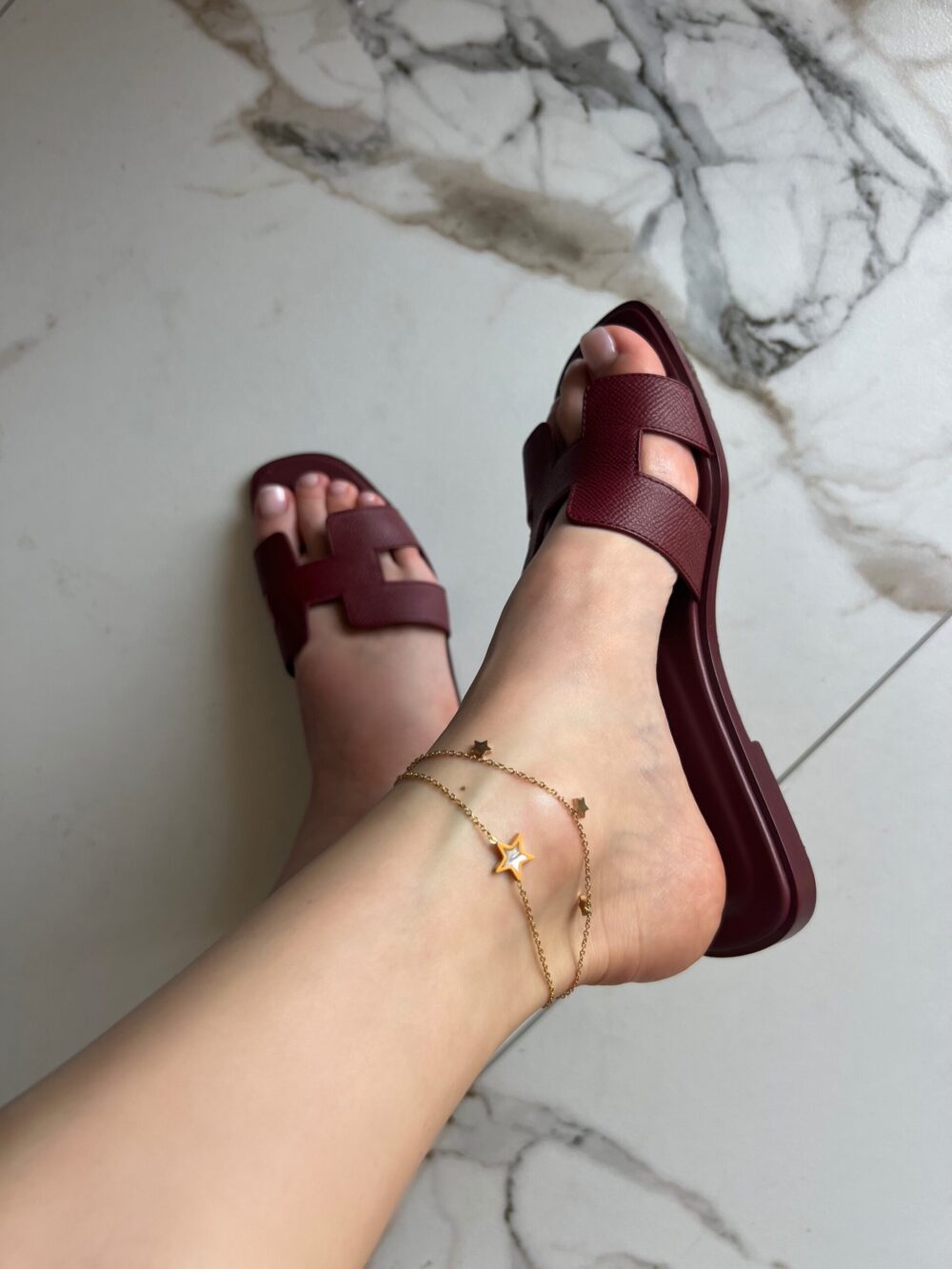 Nanogica od nerdjajuceg celika sa zvezdom