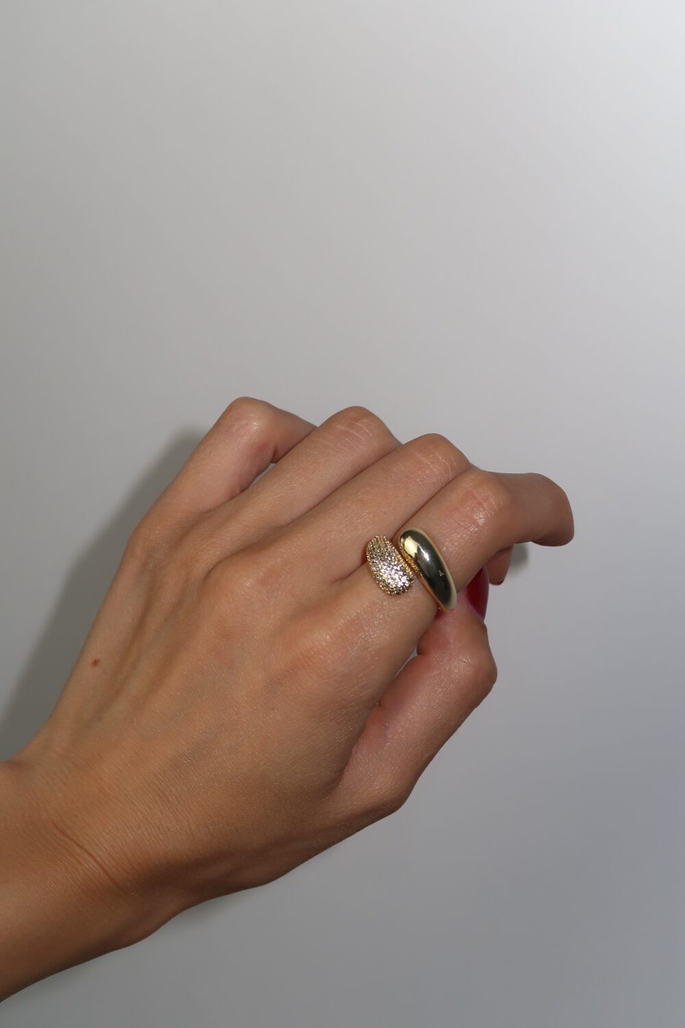 Podesivi prsten od nerdjajuceg celika